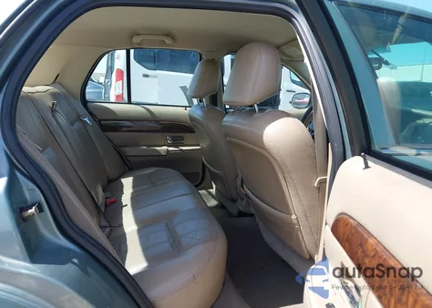 2005 Mercury Grand Marquis Ls/Lse from USA, damaged, VIN 2MEFM75W55X643620